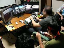 画像ギャラリー No.013のサムネイル画像 / 【西川善司】Windows 7発売記念ホームパーティで，「Forza 3」を多画面プレイした話