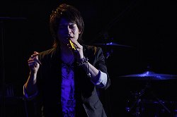 画像ギャラリー No.010のサムネイル画像 / 思わずペルソナが覚醒してもおかしくないくらいの盛り上がりだった「PERSONA MUSIC TOUR 2010」東京公演レポートを掲載
