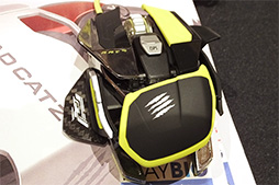 画像ギャラリー No.022のサムネイル画像 / ［CES 2015］Mad Catzのハイエンドは変形が特徴？ 新型マウス「R.A.T. PRO X」とワイヤレスゲームパッド「L.Y.N.X. 9」のことをいろいろ聞いてみた