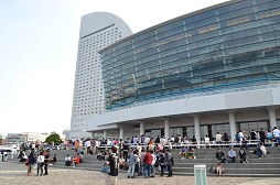 画像ギャラリー No.002のサムネイル画像 / 38名のアーティストが登場した,約4時間半にもわたる白熱のライブ! 「SUPER GAMESONG LIVE 2012 -NEW GAME-」レポート