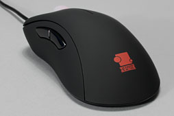 画像ギャラリー No.010のサムネイル画像 / ZOWIEの新型マウス「EC2 eVo」レビュー。“改良版EC2”の完成度は，どこまであの名機に近づいたか