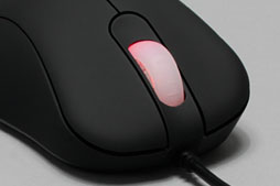 画像ギャラリー No.021のサムネイル画像 / ZOWIEの新型マウス「EC2 eVo」レビュー。“改良版EC2”の完成度は，どこまであの名機に近づいたか