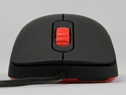画像ギャラリー No.002のサムネイル画像 / ZOWIE GEAR，新作マウス「FK」を発表。「AM」の形状を変更してつかみやすい製品に。日本市場では今春登場予定
