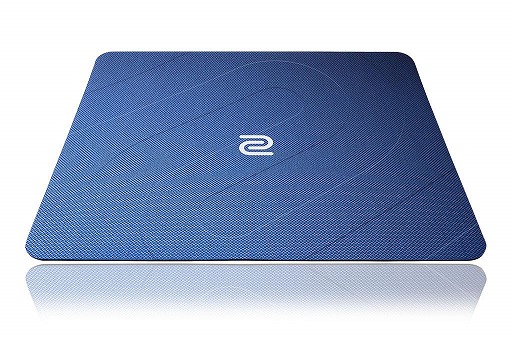 画像ギャラリー No.002のサムネイル画像 / ZOWIE GEAR,「ほぼ100%のフラットさ」を謳う布製マウスパッド「SR」