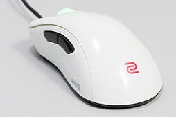 画像ギャラリー No.013のサムネイル画像 / BenQ ZOWIE「EC1-A White」＆「EC2-A White」ファーストインプレッション。白いIE 3.0クローンマウスに触ってみた