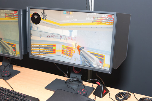 画像ギャラリー No.002のサムネイル画像 / ［COMPUTEX］240Hz表示＋残像低減機能付きディスプレイをBenQ ZOWIEが公開。新スイッチ採用で復活のキーボード「CELERITAS II」も