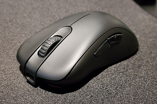 画像ギャラリー No.003のサムネイル画像 / ZOWIEブランド初のワイヤレスマウスは混信に強い？ 2023年登場のマウスを日本で初披露