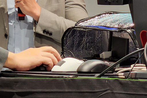 画像ギャラリー No.010のサムネイル画像 / ZOWIEブランド初のワイヤレスマウスは混信に強い？ 2023年登場のマウスを日本で初披露