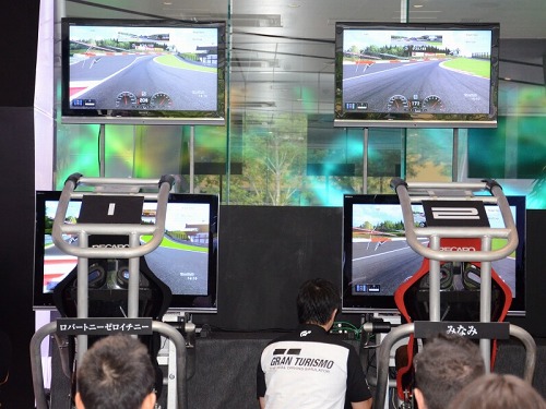 画像ギャラリー No.009のサムネイル画像 / GT5日本最速ドライバーは誰？　優勝者特典はプロドライバーによるレッスンというM・ベンツコラボイベントをレポート