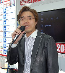 画像ギャラリー No.002のサムネイル画像 / 本日発売の「北斗無双」，記念イベントに開発プロデューサー鯉沼氏が登場し，寒さに負けないトークを繰り広げる