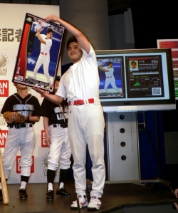 画像ギャラリー No.017のサムネイル画像 / 野球芸人No.1を懸けたリーグが開幕。「プロ野球 オーナーズリーグ」，“よしもと野球芸人No.1決定戦!!”発表記者会見レポート