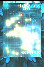 画像ギャラリー No.006のサムネイル画像 / 光と音に酔いしれる新感覚。スマートフォン向けシューティングゲーム「テクノトランサー」を紹介する「（ほぼ）日刊スマホゲーム通信」第377回