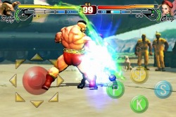 画像ギャラリー No.003のサムネイル画像 / iPhone/iPod touch版「ストリートファイターIV」でもスクリューパイルドライバーを決めろ。キャミィに続く追加キャラクター・ザンギエフの参戦が決定