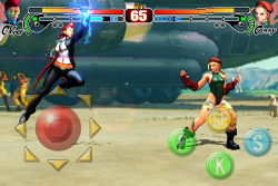 画像ギャラリー No.003のサムネイル画像 / iPhone/iPod touch版「ストリートファイターIV」，追加キャラクター第3弾は“戦うママさん”ことヴァイパーが参戦
