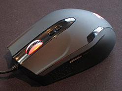 画像ギャラリー No.005のサムネイル画像 / 「ファン付きキーボード」などを引っ提げ，Thermaltakeがゲーマー向けデバイス市場へ本格参入【速報版】