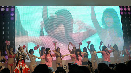 画像ギャラリー No.007のサムネイル画像 / ［TGS 2010］水着ショーと「DIVINA」ほとんど関係ねぇー！　5本のガマニアステージイベントをまとめて紹介