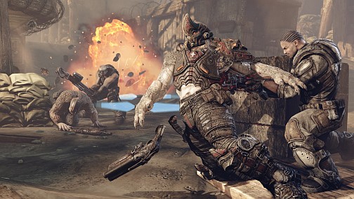 画像ギャラリー No.012のサムネイル画像 / レトロランサーやソードオフ・ショットガンの使い勝手は？　「Gears of War 3」メディア向けマルチプレイ体験会レポートを掲載