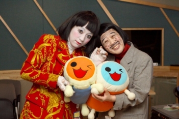 画像ギャラリー No.005のサムネイル画像 / 「太鼓の達人」と「太鼓の達人★新曲取り放題！」が日本エレキテル連合とコラボ
