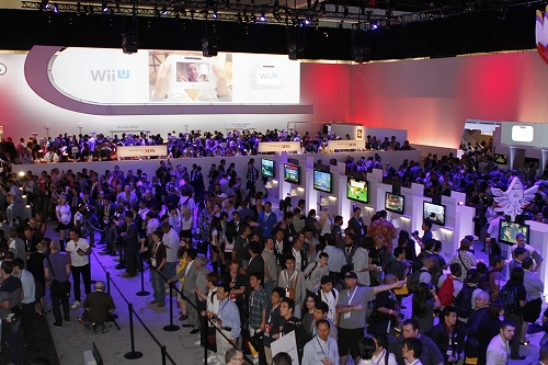 画像ギャラリー No.039のサムネイル画像 / ［E3 2011］E3恒例の「Nintendo Round Table」は，今年もユーモアと裏話で大盛り上がり。宮本氏から極秘情報も飛び出したイベントレポートを掲載