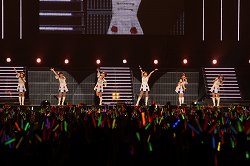 画像ギャラリー No.004のサムネイル画像 / 「THE IDOLM＠STER 5th ANNIVERSARY The world is all one!!」レポート：初日の「アイドルマスター2」発表のほか，2日目だけの新情報お披露目や雪歩役声優の交代発表も