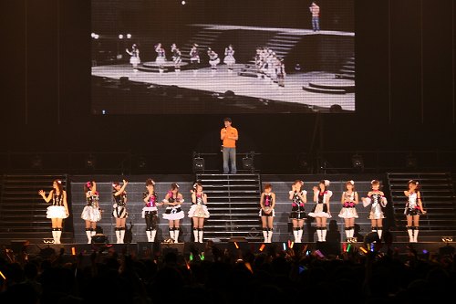 画像ギャラリー No.008のサムネイル画像 / 「THE IDOLM＠STER 5th ANNIVERSARY The world is all one!!」レポート：初日の「アイドルマスター2」発表のほか，2日目だけの新情報お披露目や雪歩役声優の交代発表も