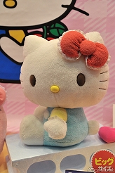 画像ギャラリー No.242のサムネイル画像 / 「もしドラ」「ストライクウィッチーズ」のステージイベントも開催。人気アニメがずらりと並んだセガブース，「第23回プライズフェア 2011 SUMMER」フォトレポート（その3）