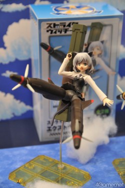 画像ギャラリー No.268のサムネイル画像 / 「もしドラ」「ストライクウィッチーズ」のステージイベントも開催。人気アニメがずらりと並んだセガブース，「第23回プライズフェア 2011 SUMMER」フォトレポート（その3）