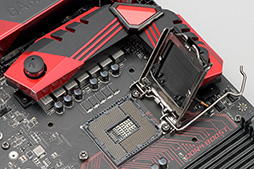 画像ギャラリー No.005のサムネイル画像 / 「Z170A GAMING M9 ACK」を細かくチェック。MSIのゲーマー向けハイエンドZ170マザーボード，その価値は？