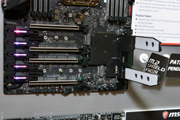 画像ギャラリー No.043のサムネイル画像 / ［COMPUTEX］MSIのMax-Q採用ノートPCは，従来と同じ筐体で何が変わった？ 横スクロールSTGのボス的デザイン採用マザーなどとまとめてチェック