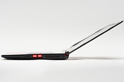 画像ギャラリー No.031のサムネイル画像 / GTX 1070＆120Hz液晶パネル搭載のMSI製ノートPC「GE63VR 7RF-003JP」レビュー。「ゲーム専用機」を探しているならアリ
