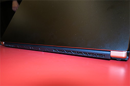 画像ギャラリー No.007のサムネイル画像 / RTX 2080 Max-Q搭載で薄さ18.95mm，重量2.25kgのゲーマー向けノートPCをMSIが発表。「GS75 Stealth」