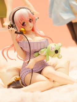 画像ギャラリー No.025のサムネイル画像 / 「艦これ」「パズドラ」「ラブライブ！」グッズ＆フィギュアが百花繚乱。気になるアイテムがてんこ盛りだった「第35回 プライズフェア」レポート