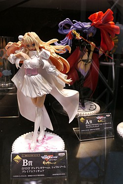 画像ギャラリー No.016のサムネイル画像 / 大勢のファンが詰め掛けた「スーパーロボット大戦L」スペシャルステージ。キャラホビ2010，バンダイナムコゲームスブースレポート