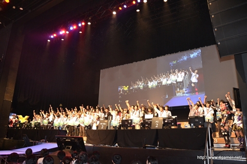 画像ギャラリー No.005のサムネイル画像 / “T隊長”も駆けつけた「ファンタシースター感謝祭2013/アークスグランプリ決勝」をレポート。アークス最速No.1に輝いたのは「Oblivion」チームと「ラヴフェニックス」チーム