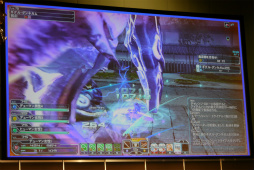 画像ギャラリー No.032のサムネイル画像 / 魔物が棲む（？）PSO2公式全国大会「アークスグランプリ」札幌予選と，会場を盛り上げたコスプレショーの模様をレポート