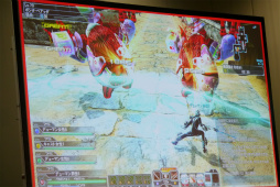 画像ギャラリー No.033のサムネイル画像 / 魔物が棲む（？）PSO2公式全国大会「アークスグランプリ」札幌予選と，会場を盛り上げたコスプレショーの模様をレポート