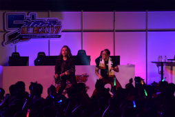画像ギャラリー No.092のサムネイル画像 / 「ファンタシースター感謝祭2017」決勝会場レポート。アークスが闇の力に覚醒した姿か？ 「ダークブラスト」の存在も明らかに