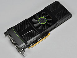 画像ギャラリー No.002のサムネイル画像 / 「GeForce GTX 590」レビュー。1枚にフルスペックFermiを2基搭載して，世界最速シングルカードは誕生したか