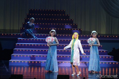 画像ギャラリー No.048のサムネイル画像 / 巴里花組と紐育星組のメンバーシャッフルも？　ライブイベント「サクラ大戦 巴里花組＆紐育星組ライブ2010 〜可憐な花々 煌めく星々〜」ゲネプロの模様をレポート　※写真追加