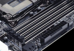 画像ギャラリー No.008のサムネイル画像 / GIGABYTE，カラーLEDで派手に光るゲーマー向けマザーを発売。X99ベース