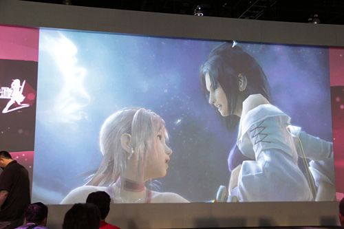 画像ギャラリー No.042のサムネイル画像 / ［E3 2011］「FINAL FANTASY XIII-2」の北瀬氏，鳥山氏にインタビュー。今作は自らの意思で旅に出て，ストーリーを進めていくRPGだ