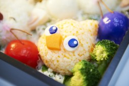 画像ギャラリー No.011のサムネイル画像 / 「FF」＆「メタルギア」の25周年を記念して作られた“究極のキャラ弁”がすごい。贈呈式には北瀬佳範氏や小島秀夫氏も登場