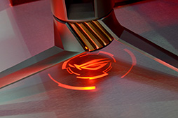 画像ギャラリー No.006のサムネイル画像 / ゲーマー向け液晶ディスプレイはオーバー200Hz対応の時代に？ COMPUTEXで見た最新液晶ディスプレイ事情