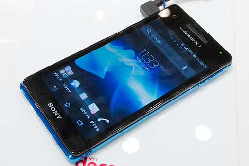 画像ギャラリー No.018のサムネイル画像 / NTTドコモ，「GALAXY S III α」「AQUOS PHONE ZETA」など2012年冬モデルスマートフォン10製品を発表。すべてが下り最大100Mbpsの「Xi」に対応