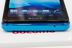 画像ギャラリー No.023のサムネイル画像 / NTTドコモ，「GALAXY S III α」「AQUOS PHONE ZETA」など2012年冬モデルスマートフォン10製品を発表。すべてが下り最大100Mbpsの「Xi」に対応
