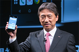 画像ギャラリー No.011のサムネイル画像 / docomo，2017年夏モデルスマートフォン7製品を発表。4K＆HDR液晶搭載の「Xperia XZ Premium」は6月中旬発売予定