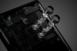 画像ギャラリー No.005のサムネイル画像 / ソニーモバイル，デュアルレンズカメラ搭載の新型スマートフォン「Xperia XZ2 Premium」を世界市場に向けて発表