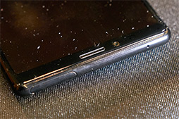 画像ギャラリー No.005のサムネイル画像 / ブランド復活の狼煙となるか？ ソニーの次世代スマホ「Xperia 1」体験会レポート。新しいゲーム機能「Game enhancer」も触ってみた
