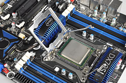 画像ギャラリー No.014のサムネイル画像 / 「Core i7-3960X＆3930K」レビュー。LGA2011の「Sandy Bridge-E」は，ハイエンドPC環境に何をもたらすか
