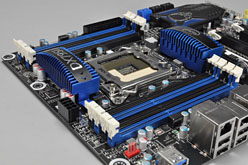 画像ギャラリー No.020のサムネイル画像 / 「Core i7-3960X＆3930K」レビュー。LGA2011の「Sandy Bridge-E」は，ハイエンドPC環境に何をもたらすか